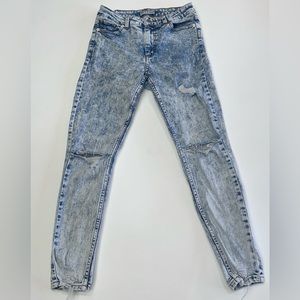 White washed skinny blue jeans size 8